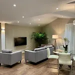 Harpazul Apartmanhotel *